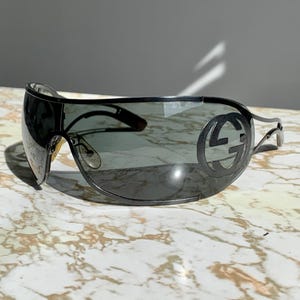 VINTAGE GUCCI SUNGLASSES by Tom Ford gucci occhiali wrap around sunglasses