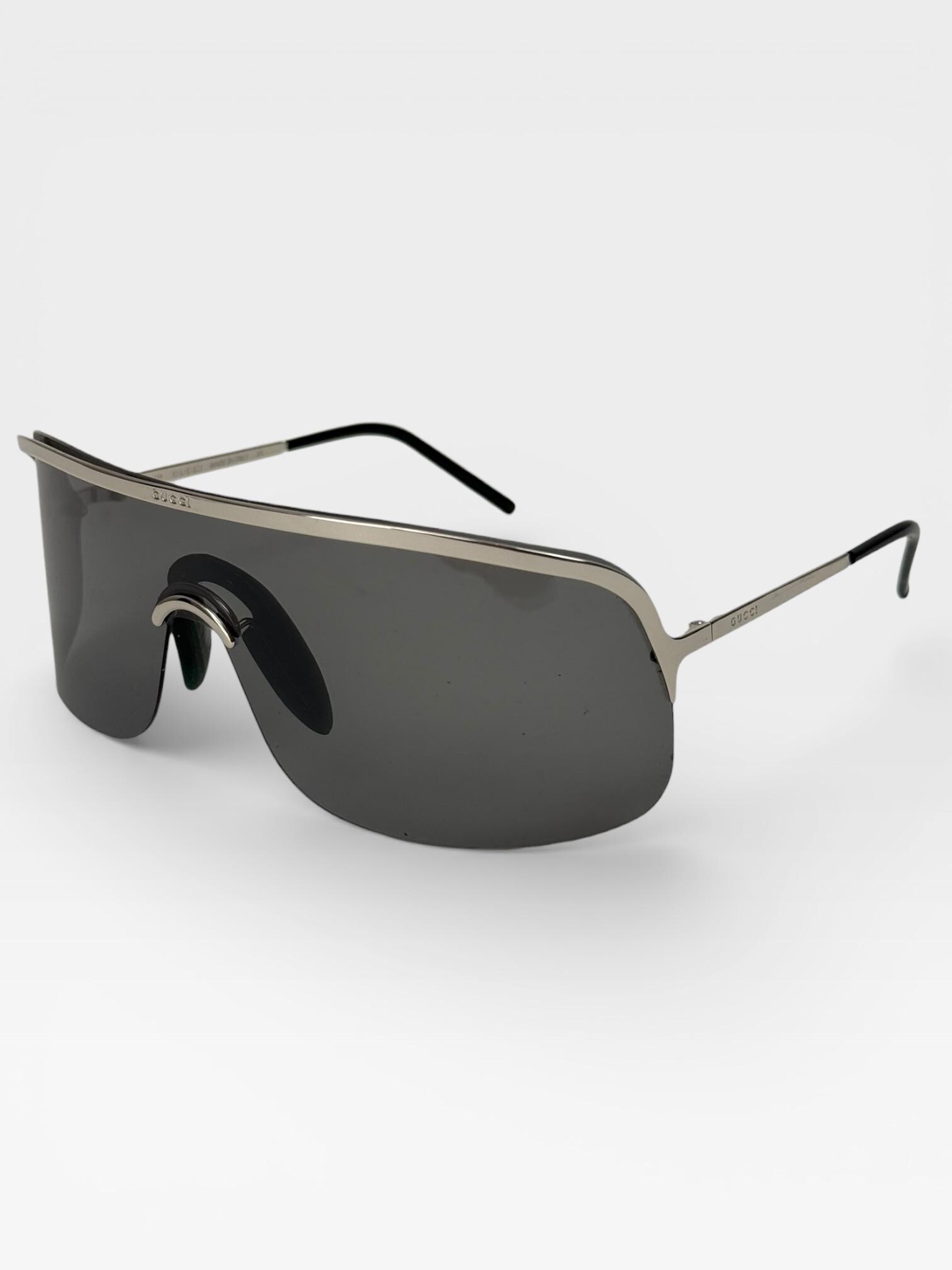 Gucci shield sunglasses - Etsy 日本