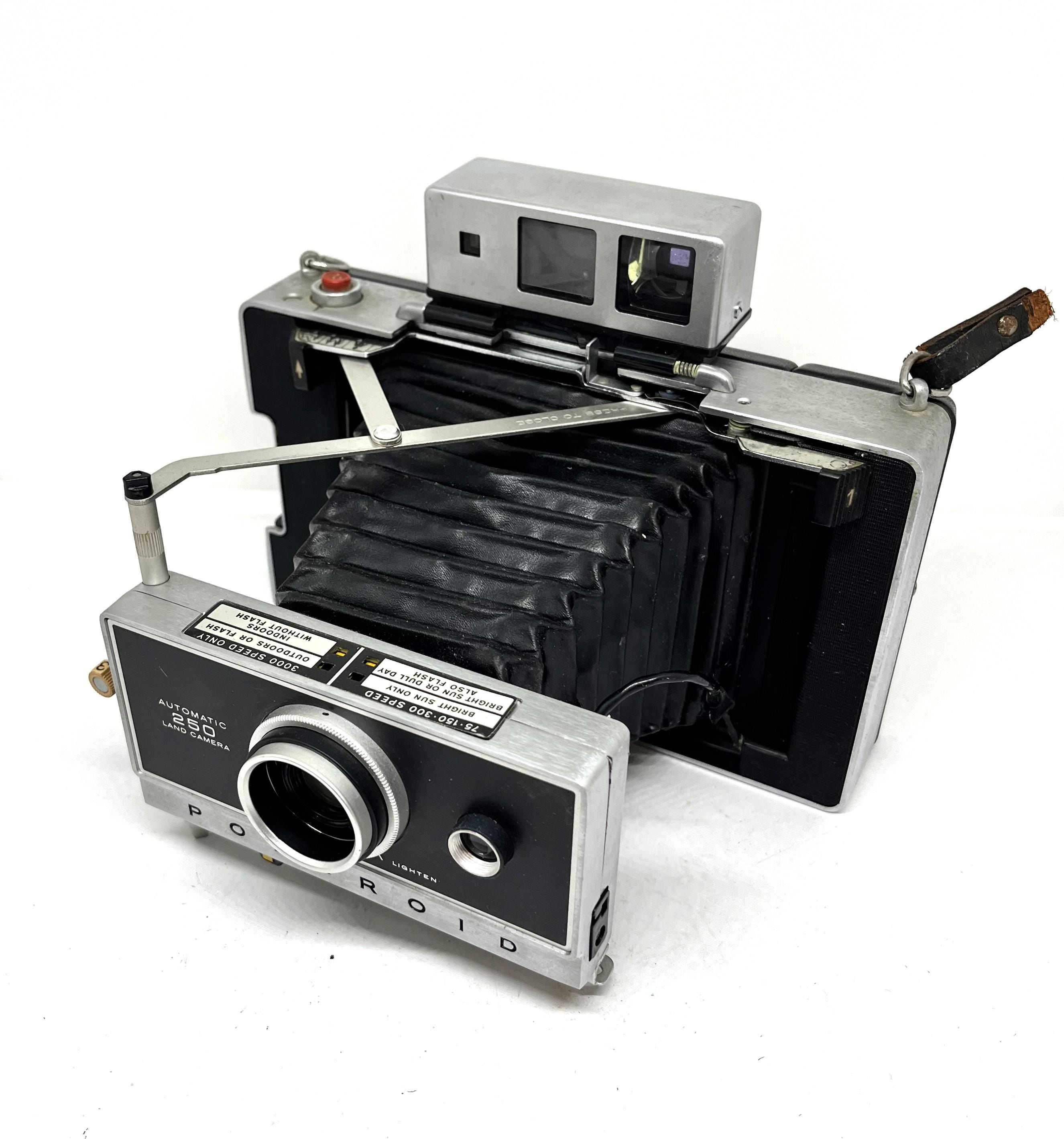 Vintage Polaroid 250 Land Camera, 1960s Retro Camera, Fold Out - Etsy