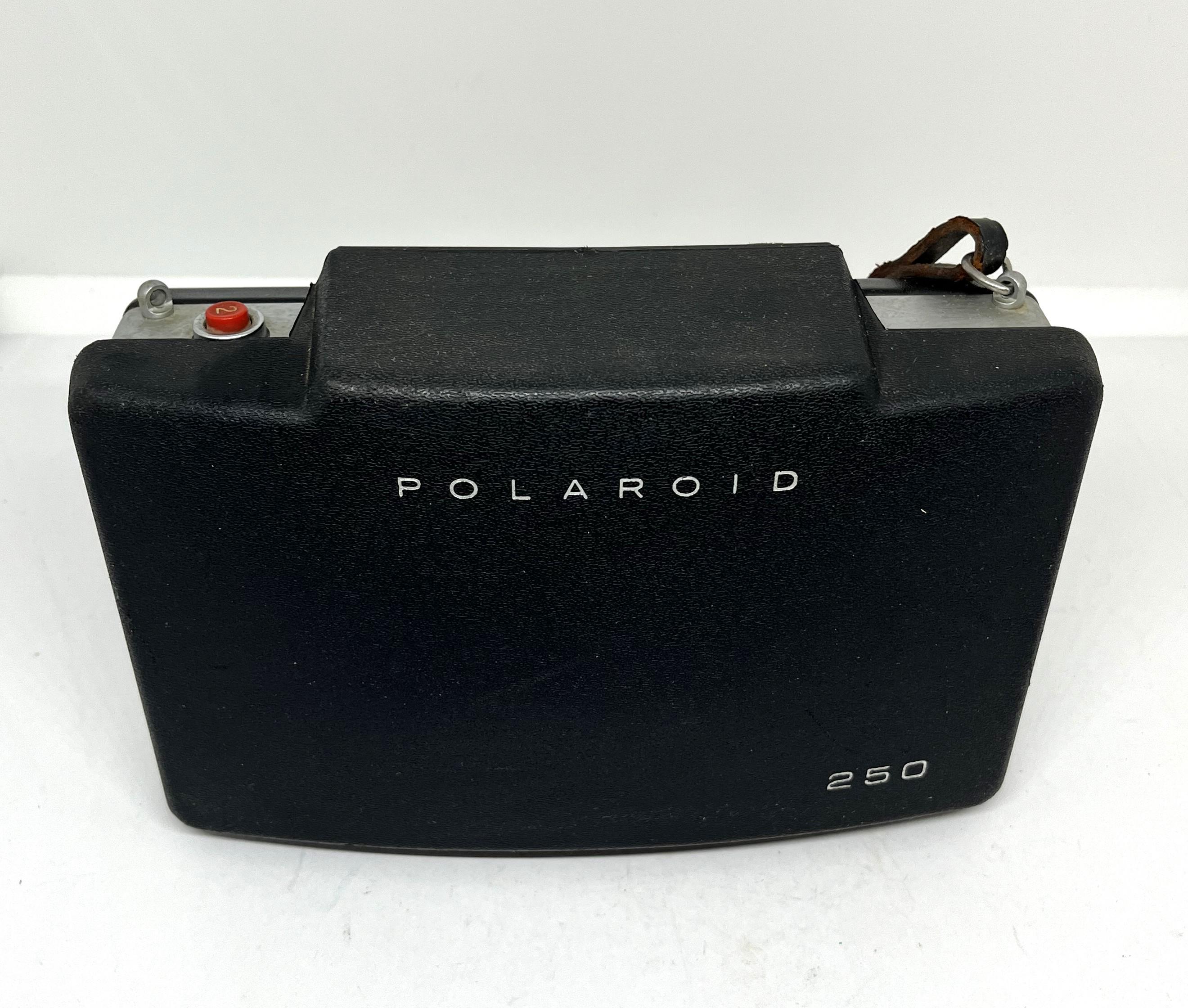 Polaroid Automatic 104 Land Camera - Photo, audio & vidéo