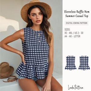 Peut inclure: Patron de couture numérique pour un haut d'été décontracté sans manches à ourlet volanté. Le patron comprend les tailles XS-4XL, FR 34-52, et les formats A4-A0. Le patron est présenté sur un mannequin portant un haut en vichy bleu et blanc.