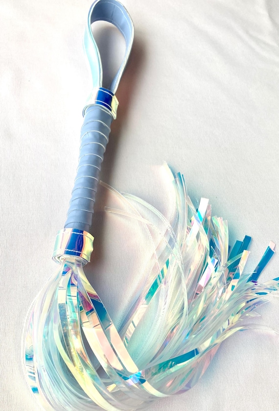 Schillernde blaue Peitsche (BDSM Einhorn-inspiriert, vegan freundlich,  Sex-Spielzeug) Handgefertigt in Grobritannien - Etsy.de