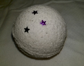 Kids GRAPE SuRpRiSe Bath Bomb -  Made for Sensitive Skin