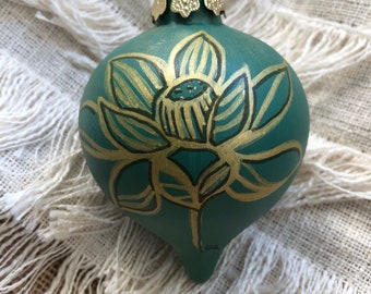 Green Hand-painted Christmas Ornament, Floral Christmas ornament, Unique Christmas Ornament, Christmas Decor, Handmade Ornaments, Heirloom