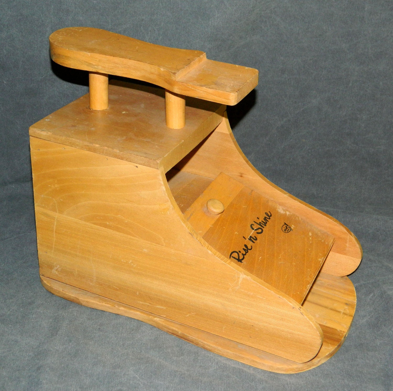 boot shine box