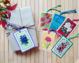 Set of 6 gift tags, upcycled playing cards, floral images