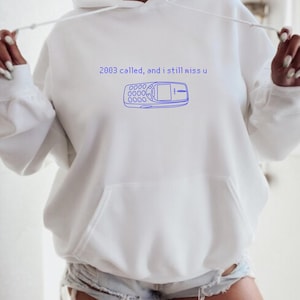 90er Jahre Hoodie Y2K Fashion Grafik Hoodie 2000er Jahre Vintage Hoodie Tumblr Fashion Nostalgie Pop Kultur Hoodie