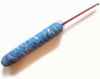 Ergonomic Crochet Hook, 2.0 mm, Blue with Multicolored Streaks