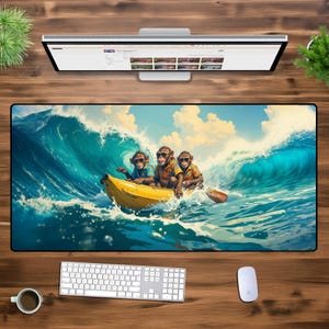 Alfombrilla de escritorio XXL con diseño divertido de mono surfero: alfombrilla de ratón para juegos con ondas tropicales, estética playera genial, alfombrilla de oficina de gran tamaño para jugadores y espacios de trabajo divertidos