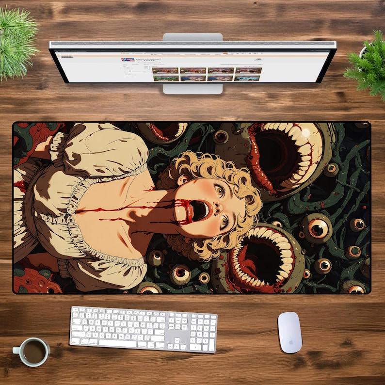 Puede incluir: Un tapete de rat&oacute;n con un dise&ntilde;o gr&aacute;fico colorido que presenta a una mujer con sangre goteando de su boca, rodeada de tent&aacute;culos y ojos. El fondo es oscuro y el dise&ntilde;o es vibrante.