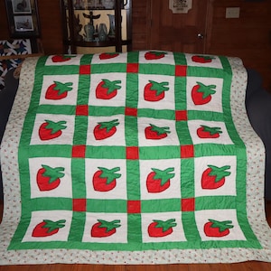 Full Size Homemade Strawberry Quilt 69x82