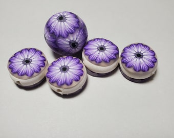 5 Pc Round and Disc Beads Purple Floral