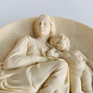 Vintage Alabaster Plate, Pensive Madonna, Studio Dante di Volteradici
