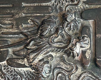 古い葵口銅皿　龍　虎　彫り　銘文有り　唐物　中国？ 古い葵口銅皿 龍 虎 彫り 銘文有り 唐物 中国？
