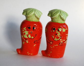 Vintage Carrot Salt and Pepper Shakers
