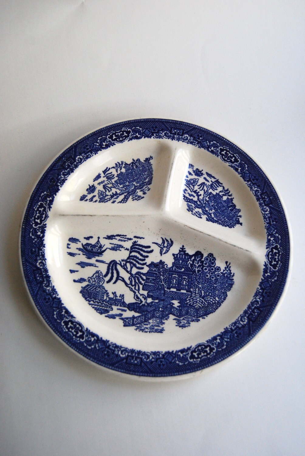 Vintage Divided Blue Willow Plate Royal China Etsy Canada