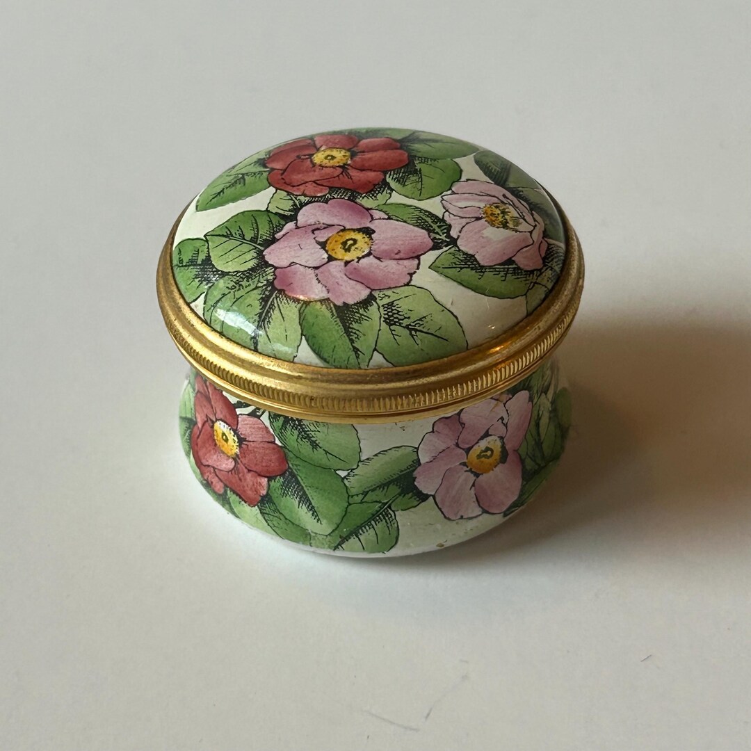 Opera Trinkets Vintage, the Metropolitan Opera, Trinket Box, Violetta Act 1, Enamel - Etsy