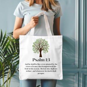 Bolso de mano con el Salmo 1:3, ecológico y con versículo bíblico.