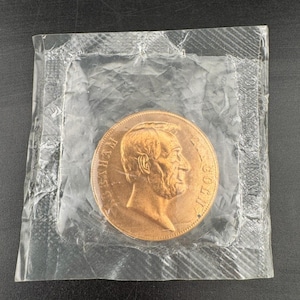 Abraham Lincoln Inaugurated President Souvenir Coin