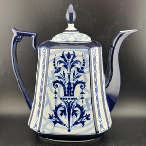 Vintage Bombay Company Tea or Coffee Pot