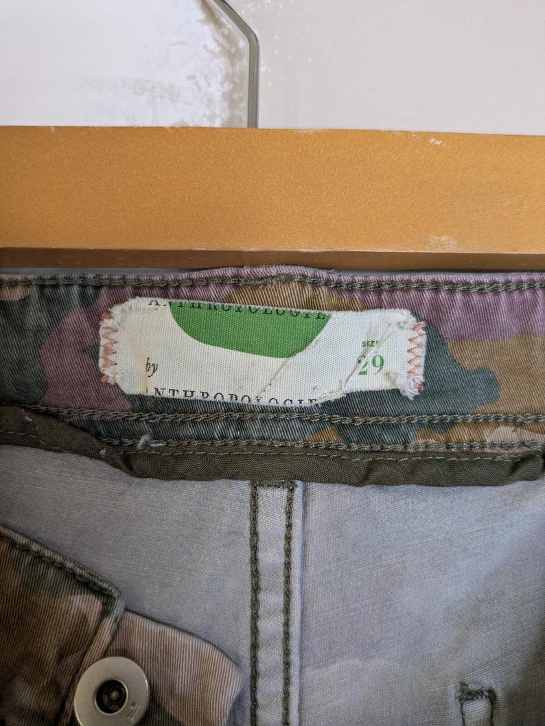 Anthropologie The Wanderer Camo Cargo Pants Slim Straight Utility 29 Green Capri Womens image 2