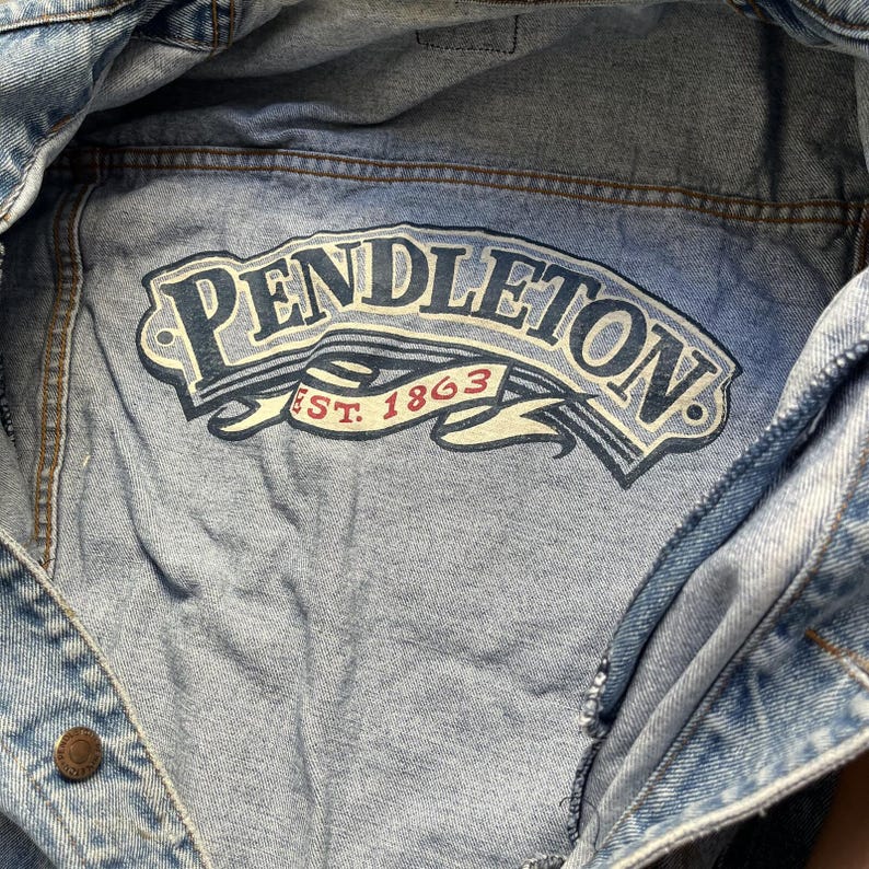 Vintage Pendleton Denim Trucker Jacket Mens Large Western Cowboy Distressed image 2