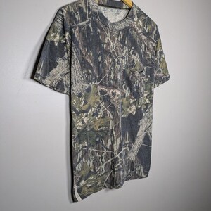 Camiseta vintage con bolsillo de camuflaje de roble musgoso Treeback Hardwoods Gorpcore, talla grande imagen 4
