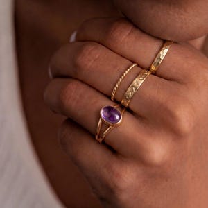 Ring mit Amethyst / Goldfarbener Amethyst Ring Gr. 54