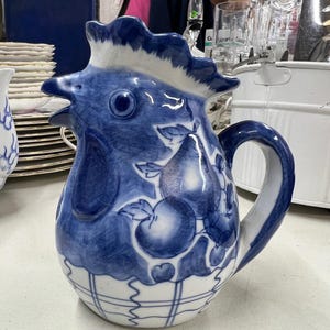 Vintage Ceramic Blue and White Chicken Rooster Creamer | Pitcher | Country Farm | Country Living