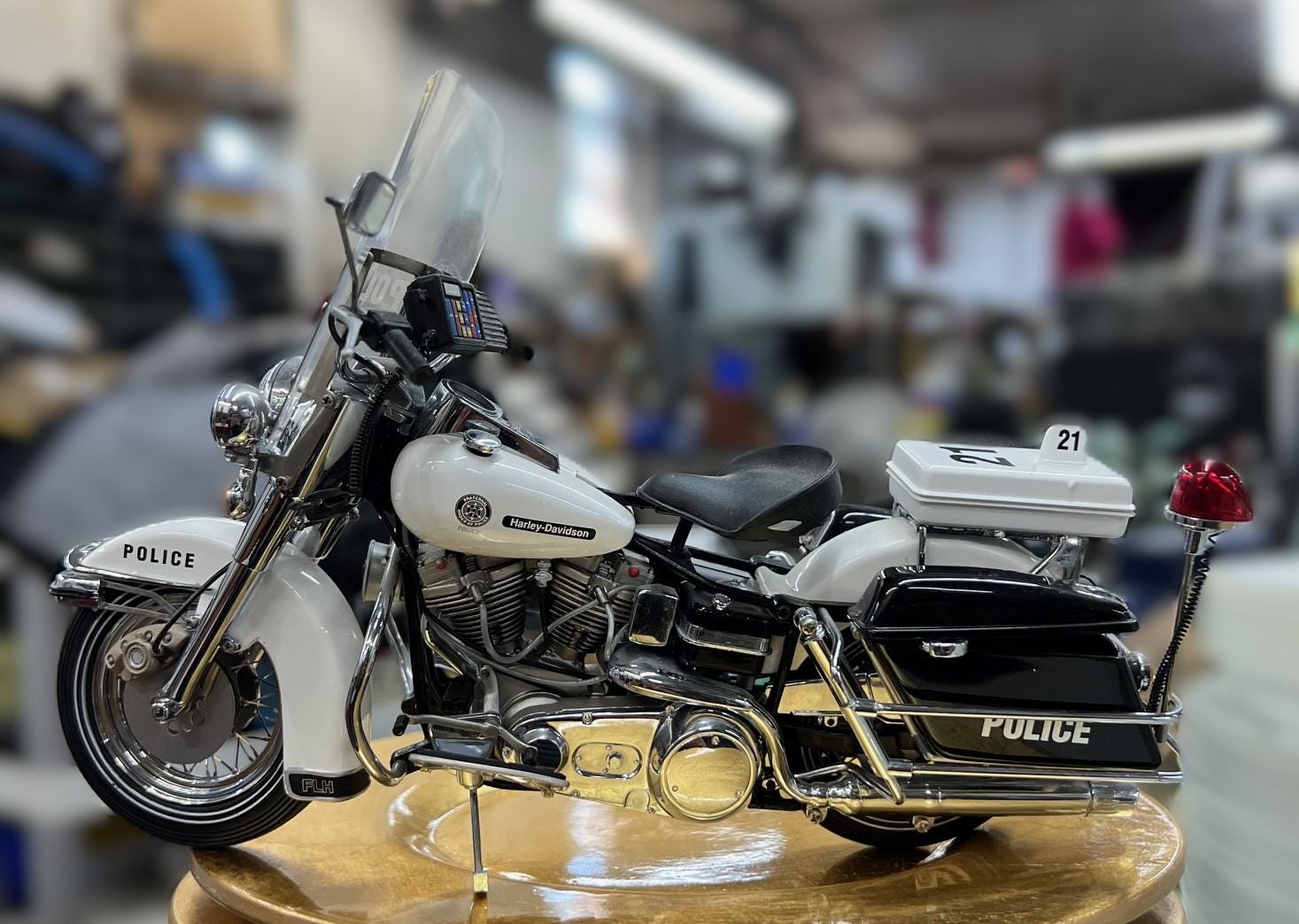 Franklin Mint Harley Davidson Electra Glide Police Patrol - Boxed