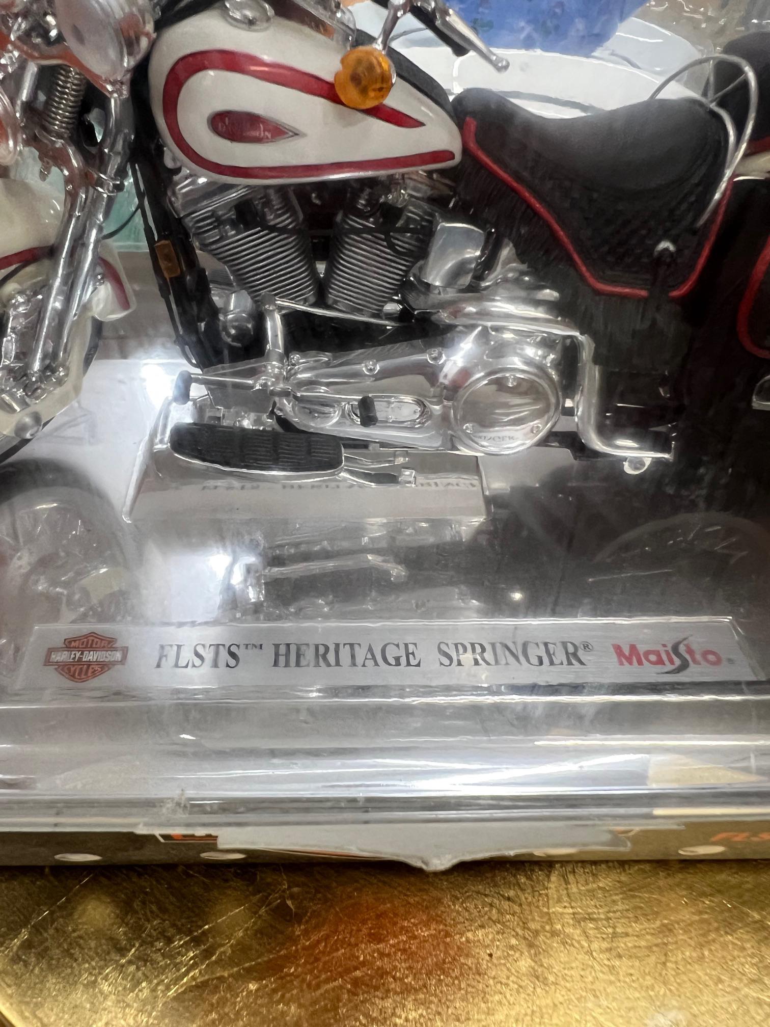Harley Davidson Maisto 1:10 FLSTS Heritage Springer Motorcycle in