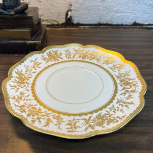 Antique Gold Hand Painted Saxe plate