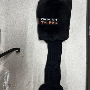Orbiter TRI-Rail Driver Headcover; Golf club cover