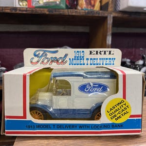1913 Ford Model T Delivery Truck - Locking Bank by Ertl, 1/24th scale