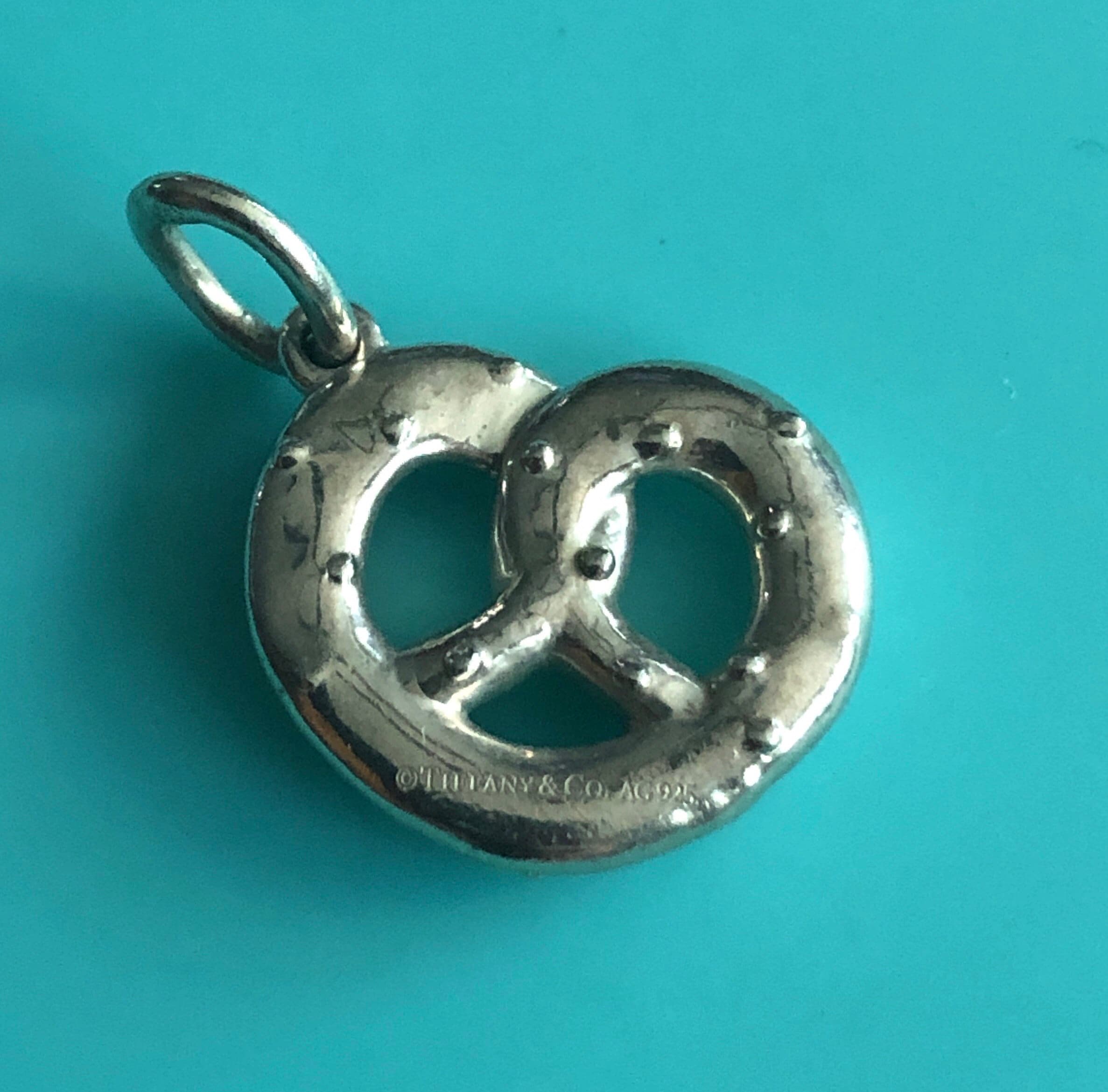 Tiffany プレッツェル　チャーム Excellent Authentic Tiffany & Co. Pretzel Charm Silver | eBay