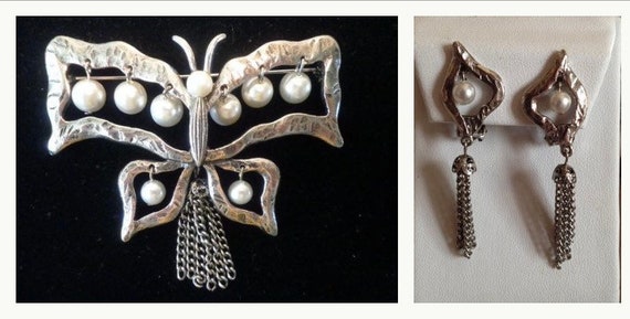 Vintage Judy Lee Faux Pearls Butterfly Brooch and… - image 1