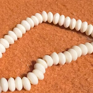 Antiqued Bone Rondelle Beads (10”) 7mm bild 2