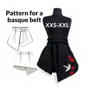 Peut inclure: Un basque noir présenté sur un mannequin, avec un design enveloppant et une broderie florale et d'oiseaux. Le texte "Pattern for a basque belt" et "XXS-XXL" sont visibles.