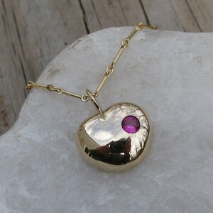 Love Actually Necklace in 14 K gold image 2