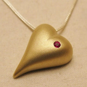 Heart of Gold Pendent image 2