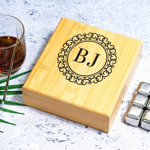Customized Whiskey Chillers, Reusable Ice Cubes, Whiskey Lover&#39;s Gift, Chilled Spirit Stones, Engraved Whiskey Stone Set, Custom Drinkware