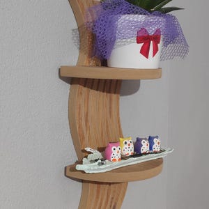 Modern Wooden Wall Shelf with Wave Design – Durable and Stylish Home Décor