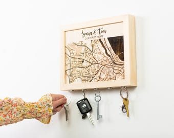 Porte-clés en bois carte personnalisé, Porte-clés magnétique, Cadeau de pendaison de crémaillère