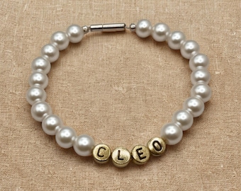 Personalized Pearly White Cat Necklace - 8mm Beaded Breakaway Collar for Furry Friends