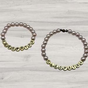 Personalized Pearly Luxury Cat Necklace & Bracelet Set - Cute and Customizable Breakaway Collar for Furry Friends