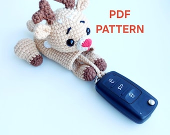Reindeer crochet key car cover.Key case crochet pattern.Digital product.English pattern.