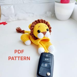 Löwe gehäkelte Autoschlüsselhülle. Gehäkelte Schlüsseltasche.PDF ANLEITUNG.Digitales Produkt