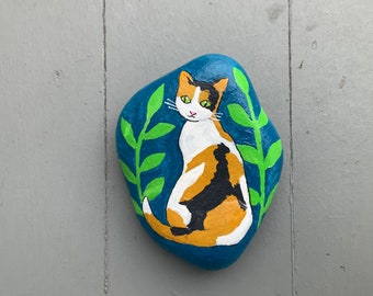 Calico cat painted rock paperweight