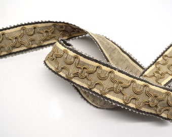 Vintage Scroll Braided Tape Trim: Ivory, Sage & Grey, 2.32yd
