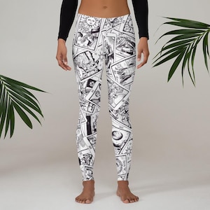 Leggings con collage de cartas del tarot / Negro sobre blanco / Pantalones de yoga con diseño de luna y sol / Leggings de bruja / Pantalones de yoga con diseño de triple luna / Boho / Espiritual / Nueva era